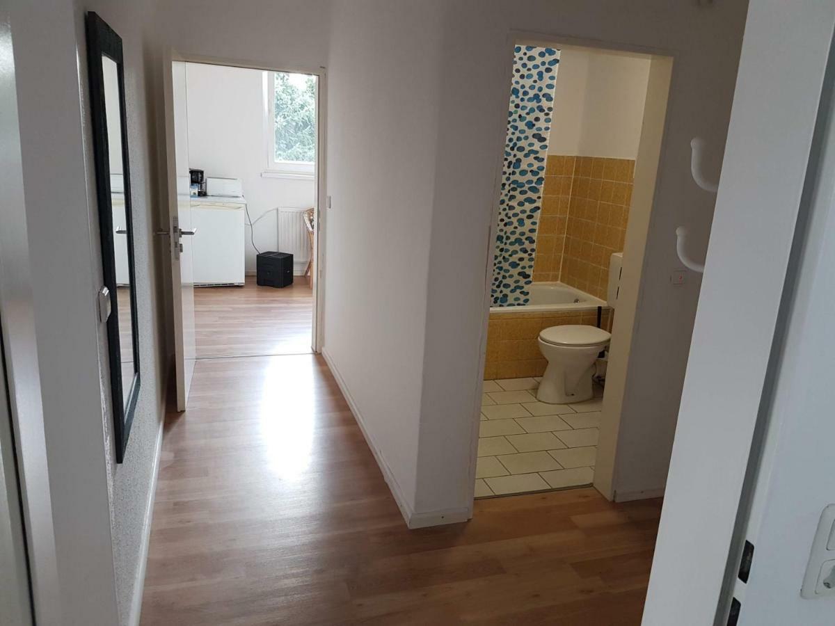 Kuenstler Ferienwohnung 3 Zimmer Kueche Bad Zentrale Lage Wulsbuttel Dış mekan fotoğraf